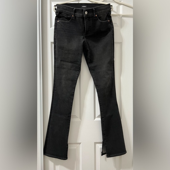 Express Mid Rise Skyscraper Jeans - Picture 2 of 5